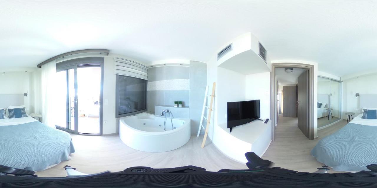 Hanioti Suite Maisonette In Front Of The Sea Eksteriør bilde